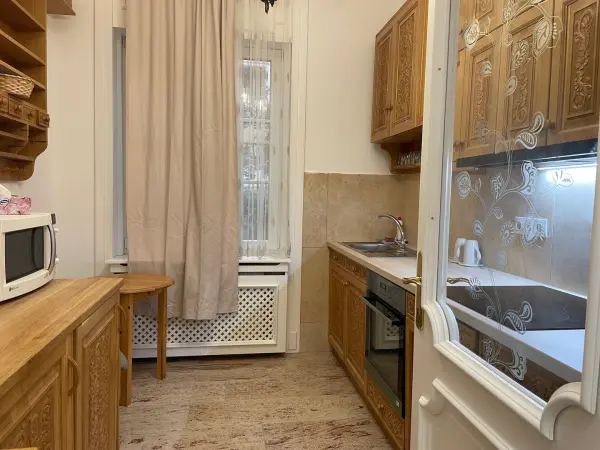 Kiadó téglalakás, Budapest, I. kerület 4 szoba 135 m² 1.35 M Ft/hó