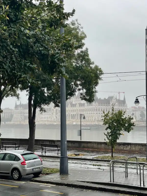 Kiadó téglalakás, Budapest, I. kerület 2 szoba 95 m² 856 E Ft/hó