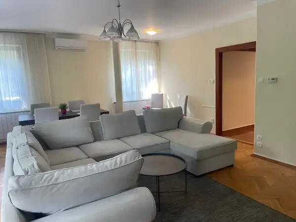 Kiadó téglalakás, Budapest, II. kerület 2+2 szoba 106 m² 682 E Ft/hó