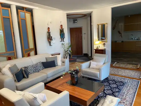 Kiadó téglalakás, Budapest, III. kerület 4 szoba 120 m² 858 E Ft/hó Kiadó téglalakás, Budapest, III. kerület 4 szoba 120 m² 858 E Ft/hó