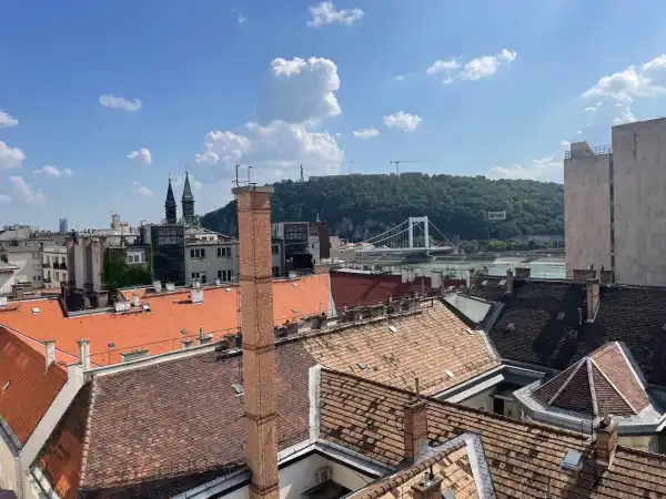 Kiadó téglalakás, Budapest, V. kerület 2 szoba 62 m² 348 E Ft/hó