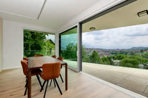 Kiadó újszerű téglalakás, Budapest, II. kerület 4 szoba 150 m² 1.31 M Ft/hó